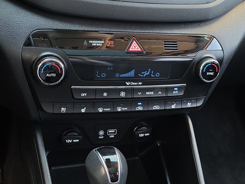 Used 2017 Hyundai Tucson Limited w/ Limited Ultimate Package 03 image 22