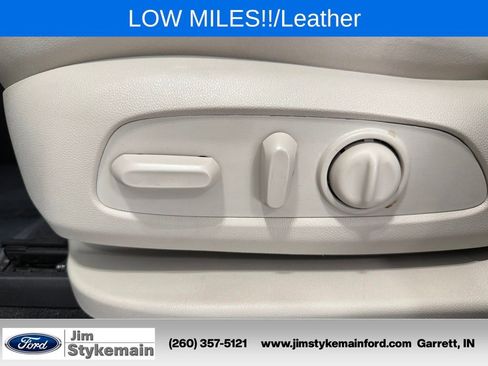 Used 2023 Buick Enclave Essence FWD image 20