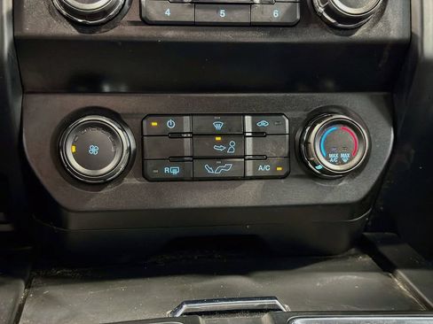 Used 2020 Ford F150 XL w/ Equipment Group 101A Mid AWD/4WD image 17