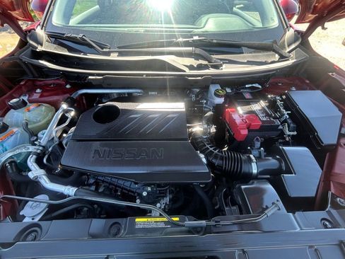 Used 2025 Nissan Rogue SV AWD/4WD image 34