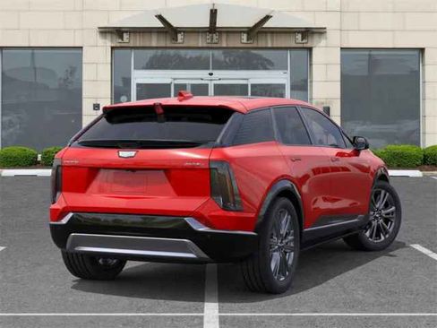 New 2025 Cadillac Optiq Sport 2 image 5