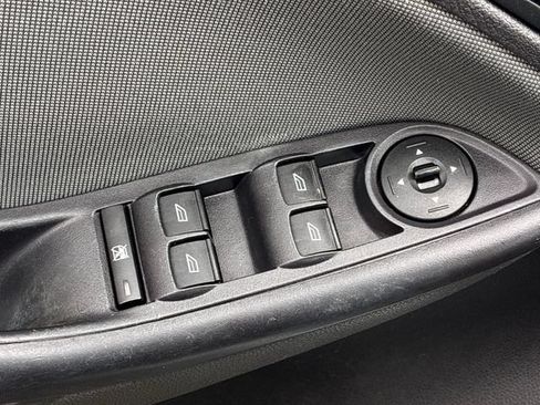 Used 2013 Ford Focus SE FWD image 13