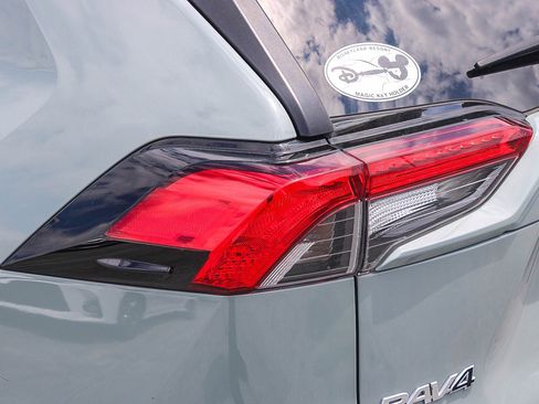 Certified 2021 Toyota RAV4 XLE Premium FWD image 11