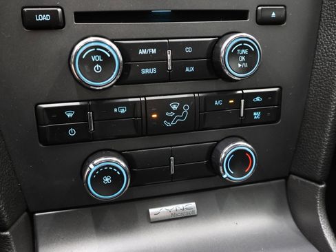 Used 2011 Ford Mustang Shelby GT500 RWD image 40