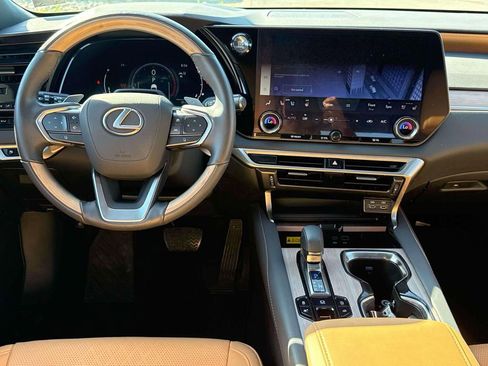 Used 2023 Lexus RX 350 Premium Plus w/ Accessory Package (Z1) AWD/4WD image 8