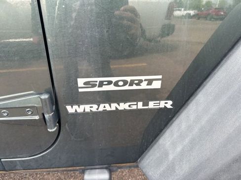 Used 2012 Jeep Wrangler Sport image 11