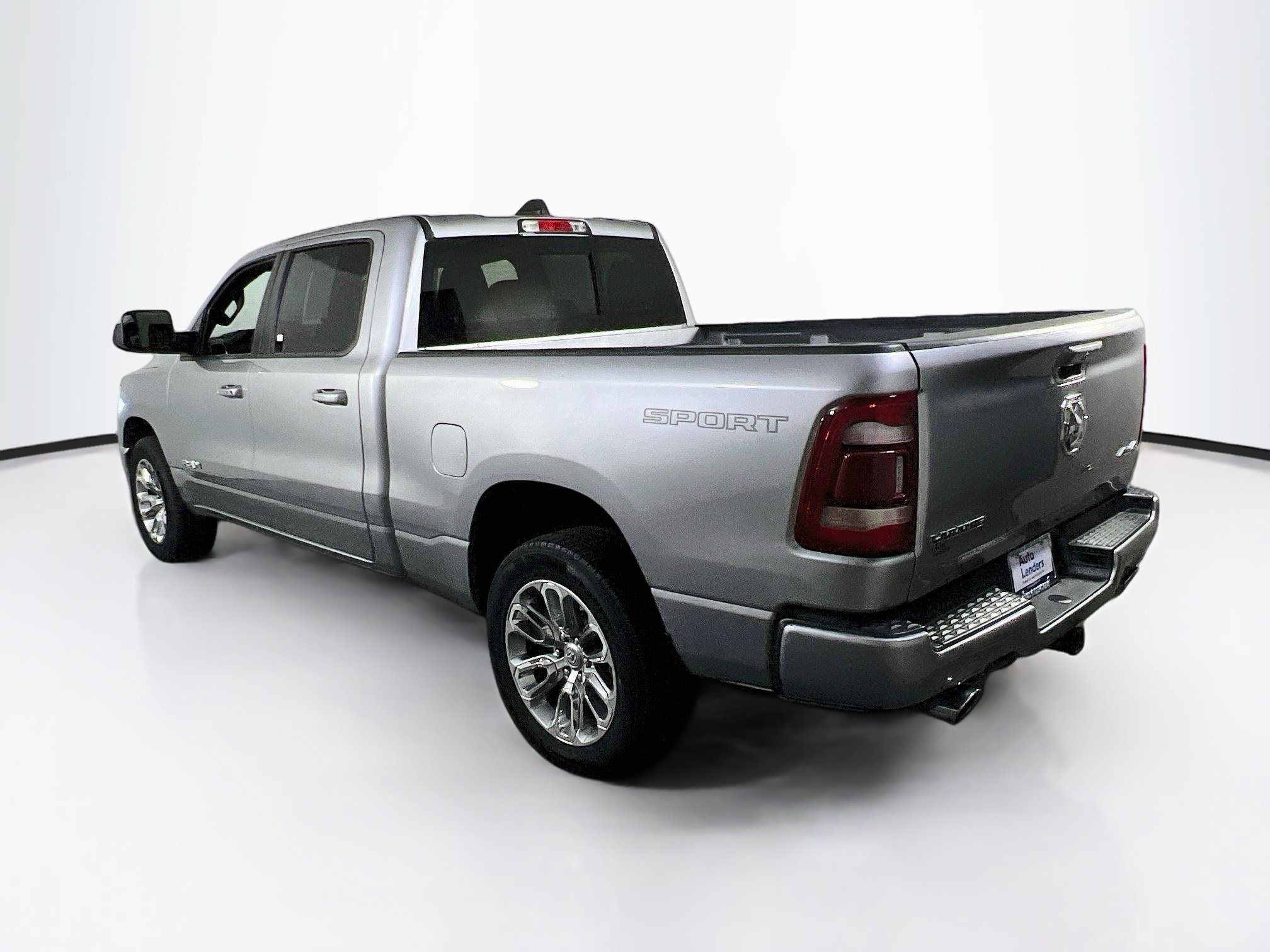 Used 2023 RAM 1500 Laramie AWD/4WD image 7