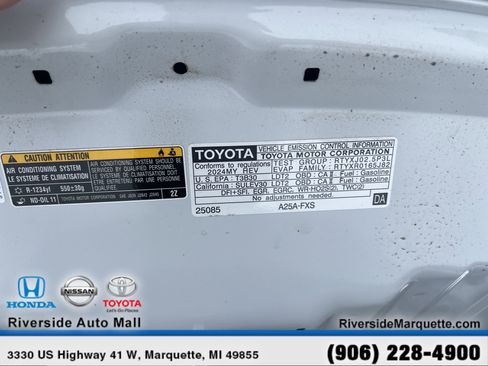 Used 2024 Toyota Venza Nightshade image 14