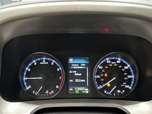 Used 2017 Toyota RAV4 XLE w/ Plus Extra Value Package AWD/4WD image 10