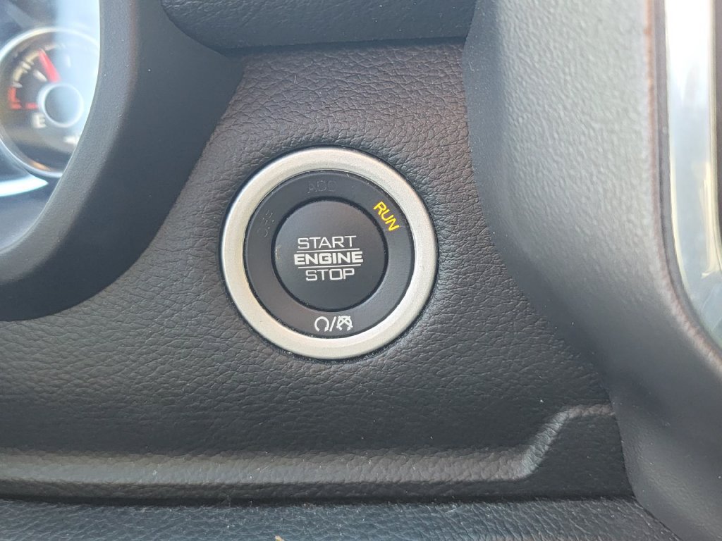 Used 2023 RAM 1500 Laramie AWD/4WD image 22