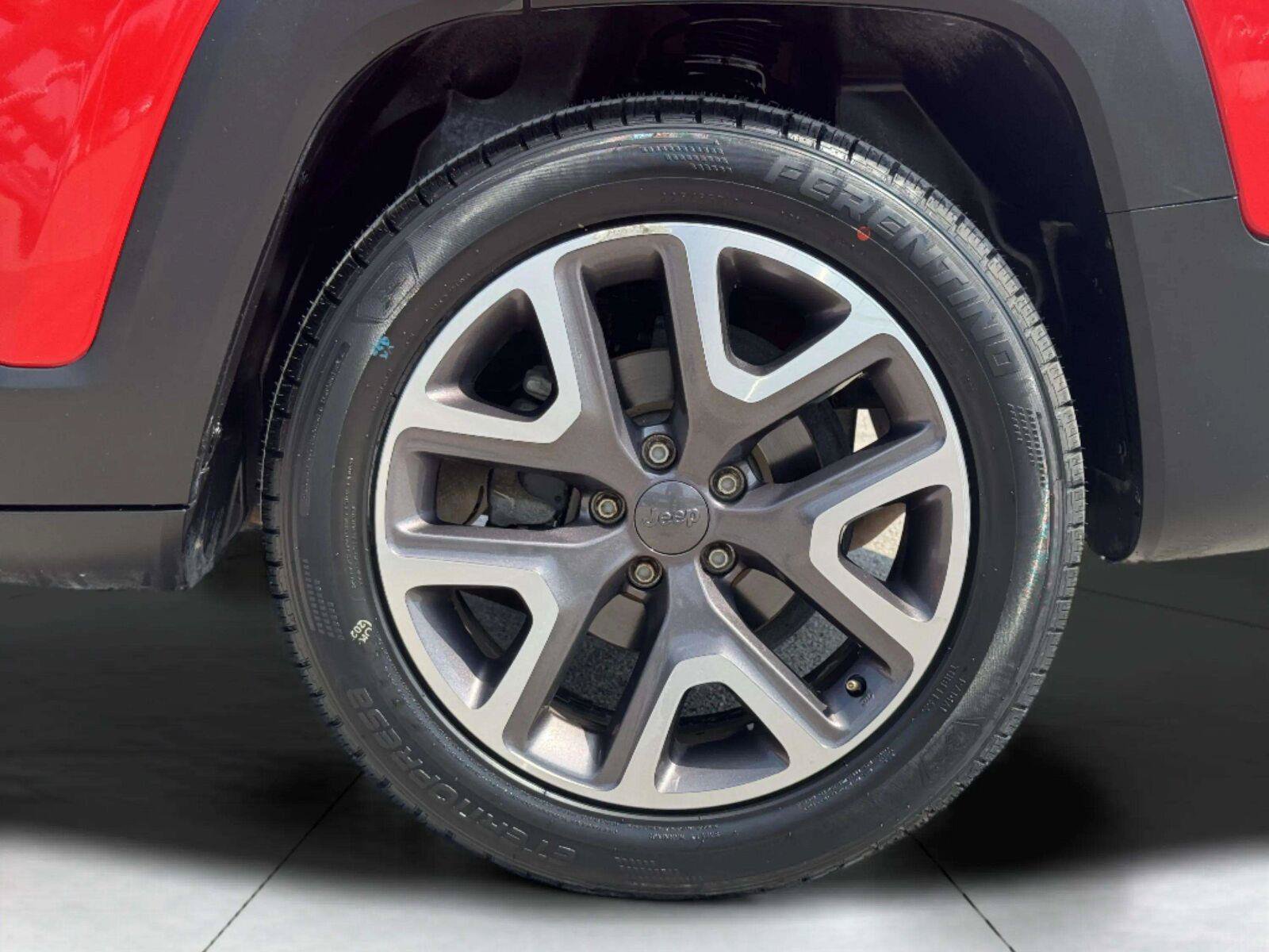 Used 2015 Jeep Renegade Latitude w/ Popular Equipment Group FWD image 57