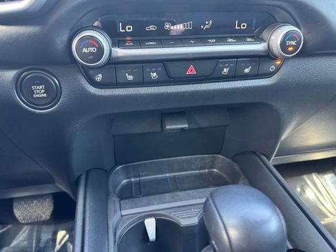Certified 2025 MAZDA CX-50 AWD 2.5 Turbo w/ Premium Pkg image 11