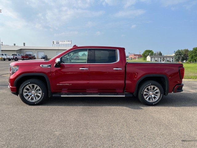 Used 2022 GMC Sierra 1500 Denali AWD/4WD image 2