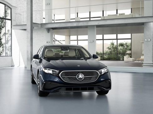 New 2026 Mercedes-Benz E 350 4MATIC Sedan image 8