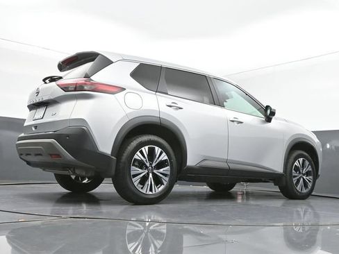 Used 2023 Nissan Rogue SV image 42