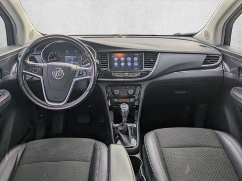Used 2021 Buick Encore Preferred image 15