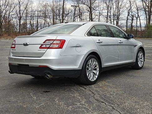 Used 2014 Ford Taurus Limited image 3