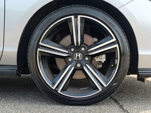 Used 2023 Honda Accord Sport image 12