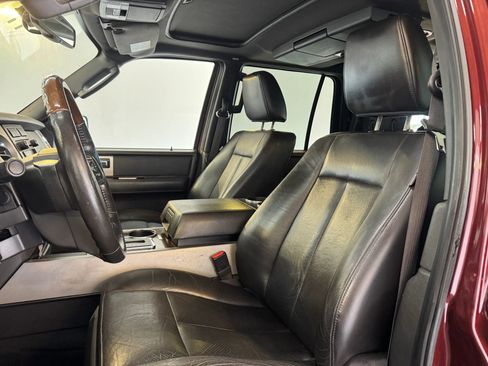 Used 2010 Ford Expedition Limited image 14