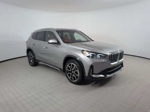 Used 2025 BMW X1 xDrive28i w/ Convenience Package AWD/4WD image 7