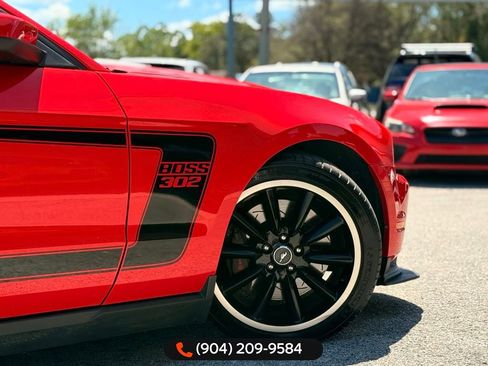 Used 2012 Ford Mustang Boss 302 w/ Boss 302 Accessory Pkg image 12