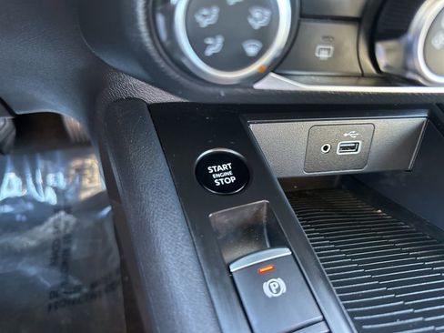 Used 2025 Nissan Kicks S image 19