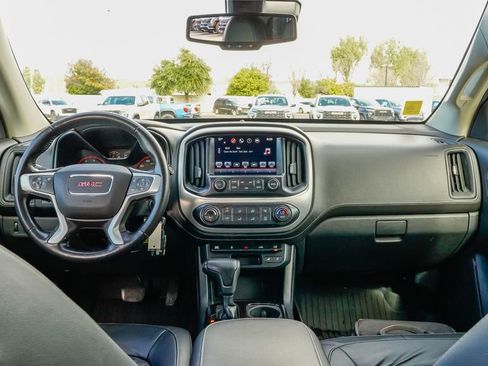 Used 2016 GMC Canyon SLT w/ Driver Alert Package image 17