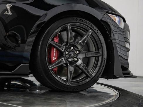 Used 2021 Ford Mustang Shelby GT500 w/ Carbon Fiber Track Pack RWD image 69
