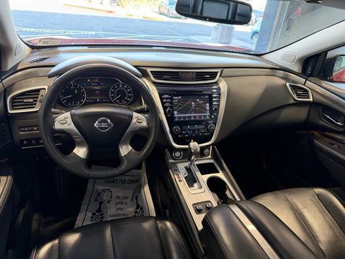 Used 2018 Nissan Murano Platinum image 9