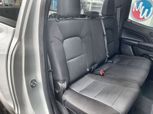 Certified 2023 Chevrolet Colorado W/T image 24