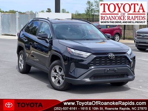 Used 2024 Toyota RAV4 XLE image 1