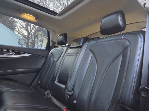 Used 2023 Lincoln Nautilus Reserve w/ Equipment Group 201A image 22