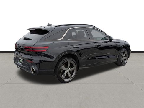 Used 2025 Genesis GV70 3.5T Sport w/ Sport Prestige Package image 5