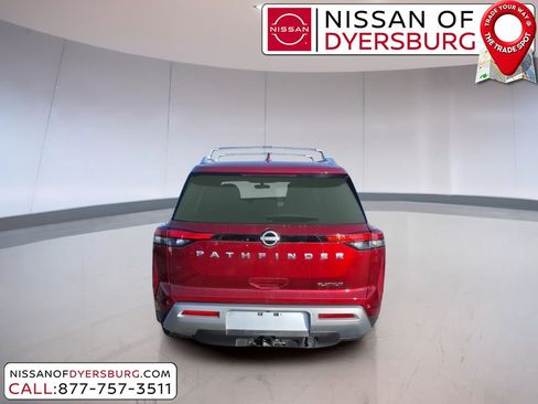 Used 2024 Nissan Pathfinder Platinum w/ Cargo Package image 4