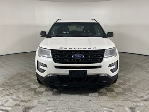 Used 2016 Ford Explorer Sport w/ Equipment Group 401A AWD/4WD image 19