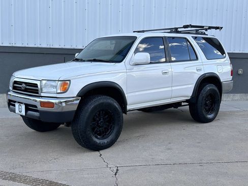 Used 1998 Toyota 4Runner SR5 image 2