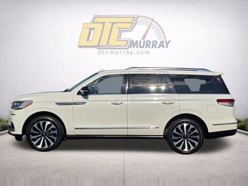 Used 2022 Lincoln Navigator Reserve AWD/4WD image 8