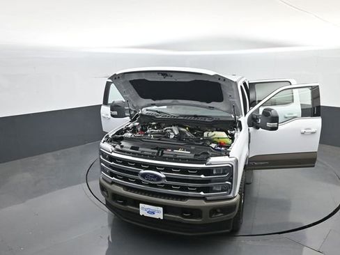 New 2026 Ford F350 King Ranch w/ FX4 Off-Road Package AWD/4WD image 40