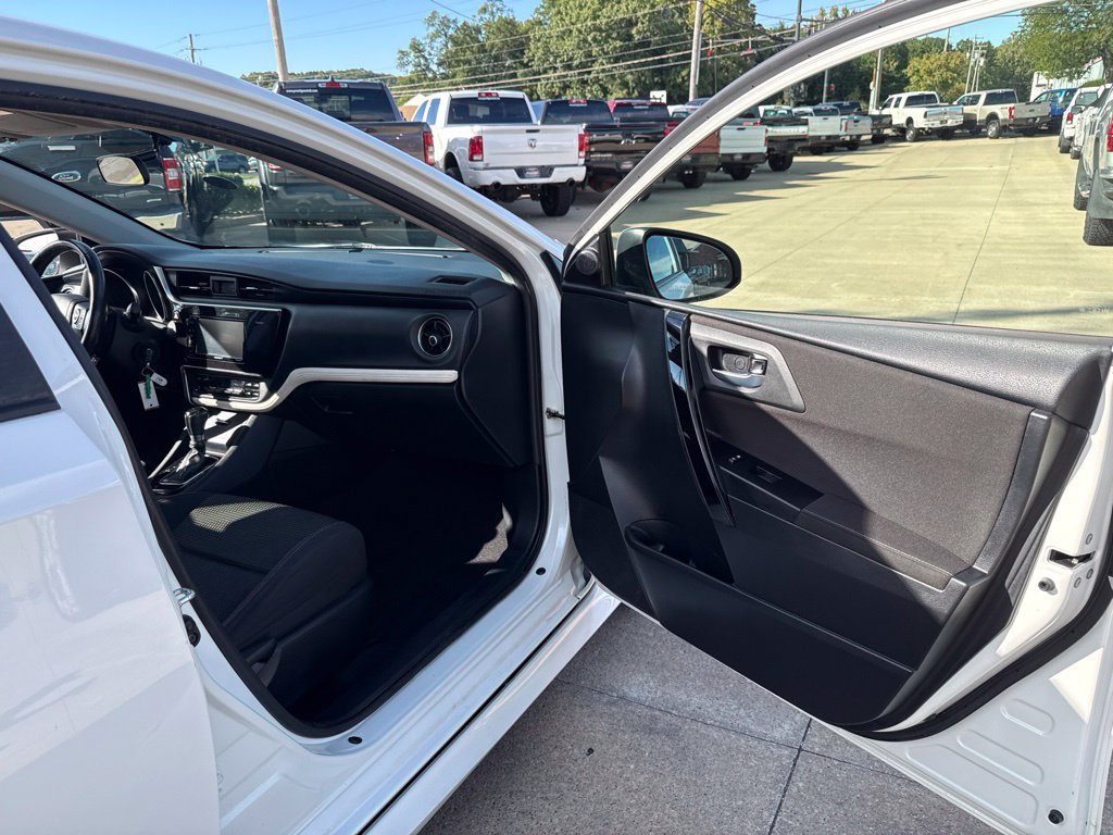 Used 2016 Scion iM FWD image 35