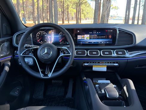New 2026 Mercedes-Benz GLE 350 4MATIC image 3