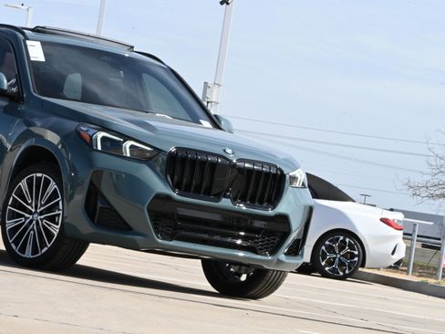 New 2026 BMW X1 xDrive28i w/ Technology Package image 5