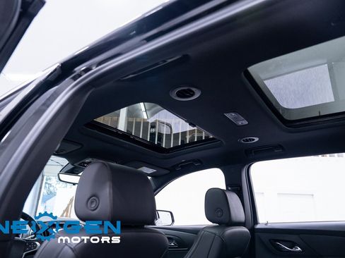 Used 2023 Chevrolet Traverse High Country image 28