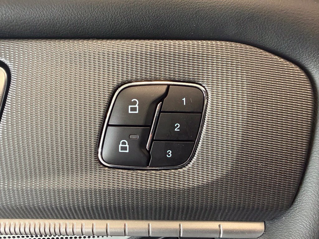 Certified 2025 Ford Explorer ST AWD/4WD image 25