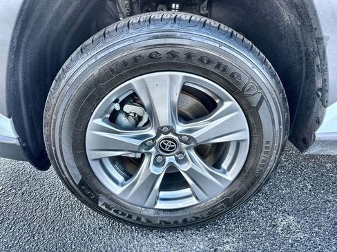 Used 2023 Toyota RAV4 XLE image 19