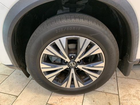 Used 2021 Nissan Rogue SV w/ Premium Package AWD/4WD image 16