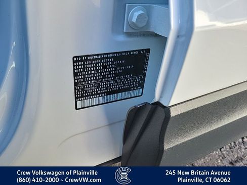 Certified 2022 Volkswagen Taos SE image 35