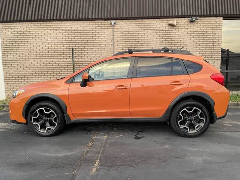 Used 2013 Subaru Crosstrek 2.0i Limited AWD/4WD image 2
