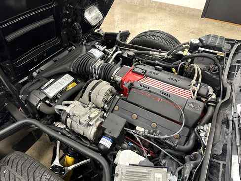 Used 1996 Chevrolet Corvette Coupe image 65