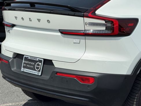 Certified 2023 Volvo C40 P8 Recharge Ultimate w/ Protection Package Premier image 13