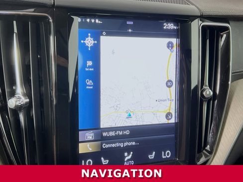 Used 2018 Volvo XC60 T8 Inscription w/ Advanced Package image 9